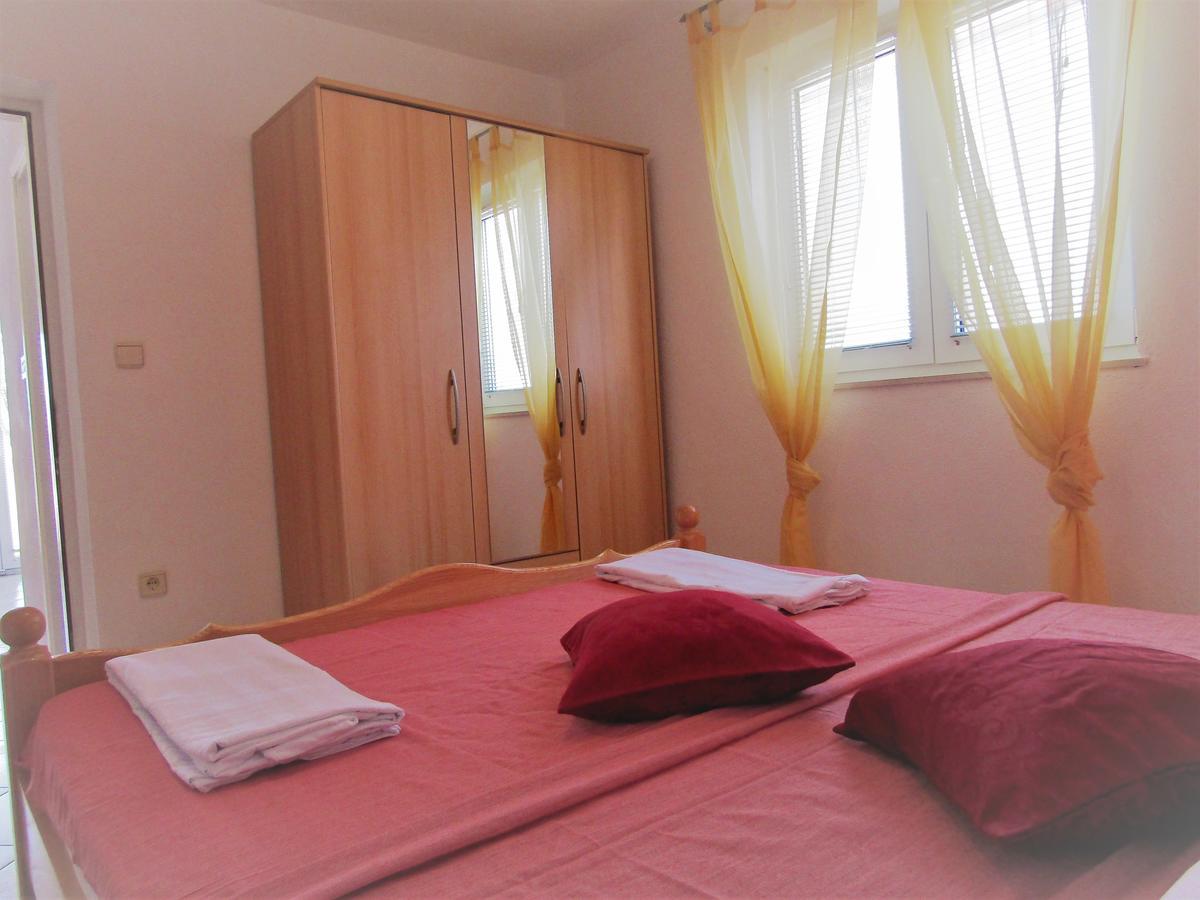 Apartments Kokor Водице Екстериор снимка