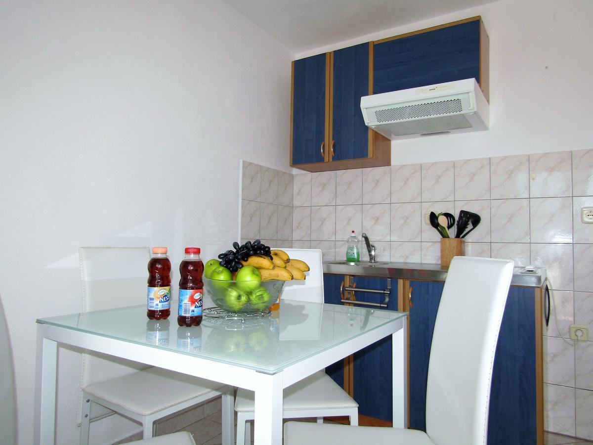Apartments Kokor Водице Екстериор снимка